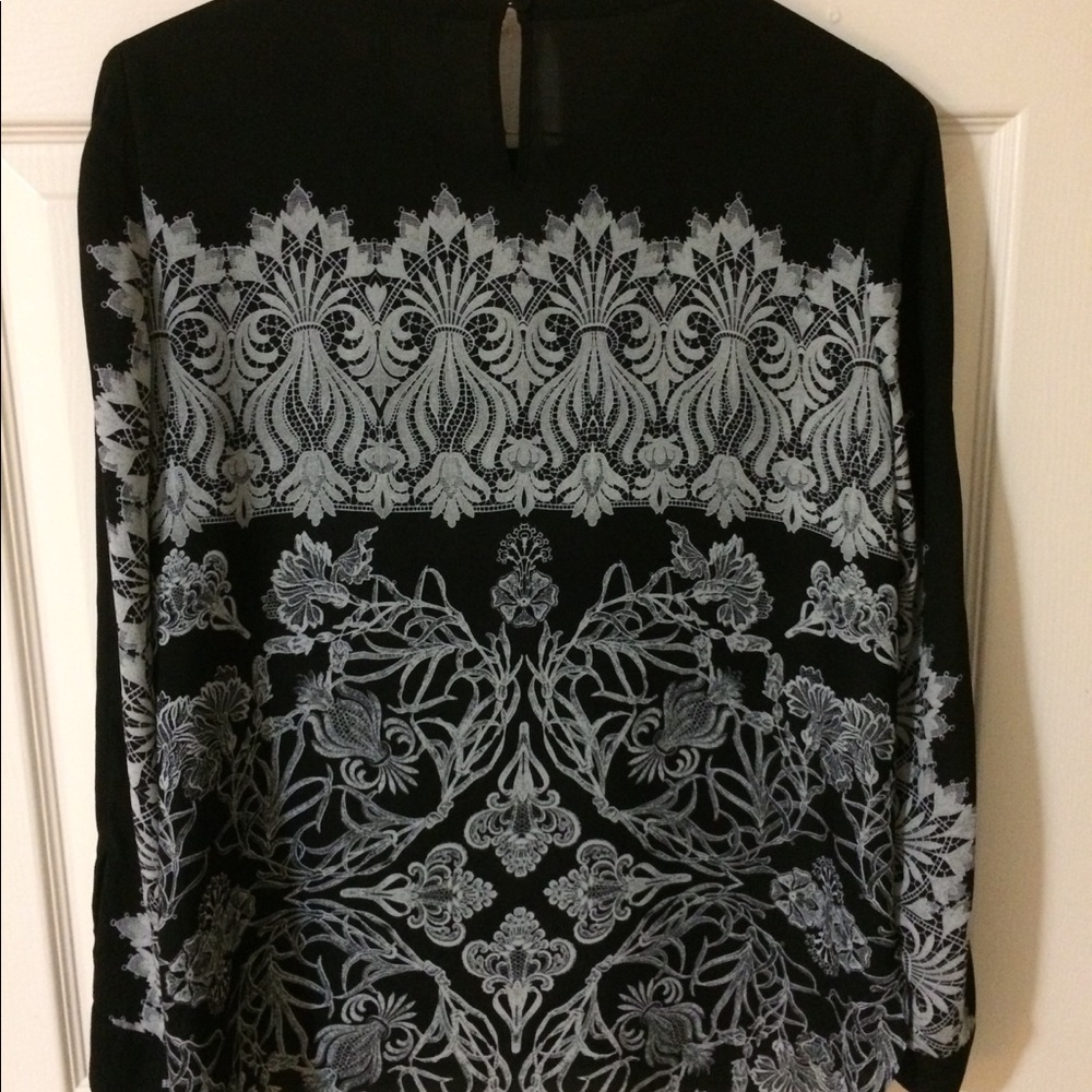 BCBG blouse - Picture 7 of 8